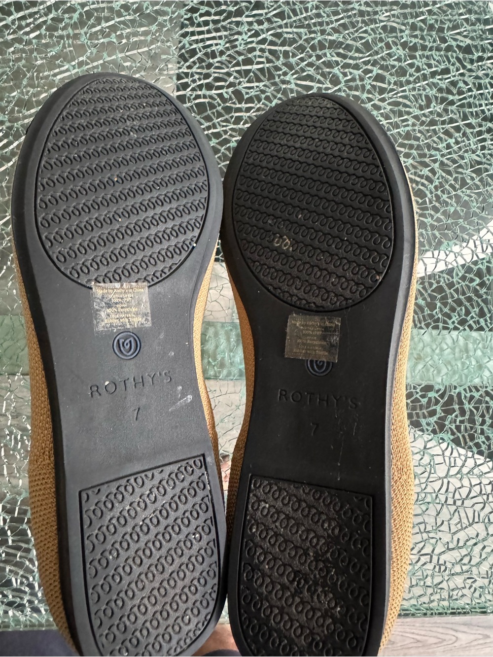 Rothy’s two-Tone Knit Ballet Flats - Black & Tan 7 - Picture 5 of 7